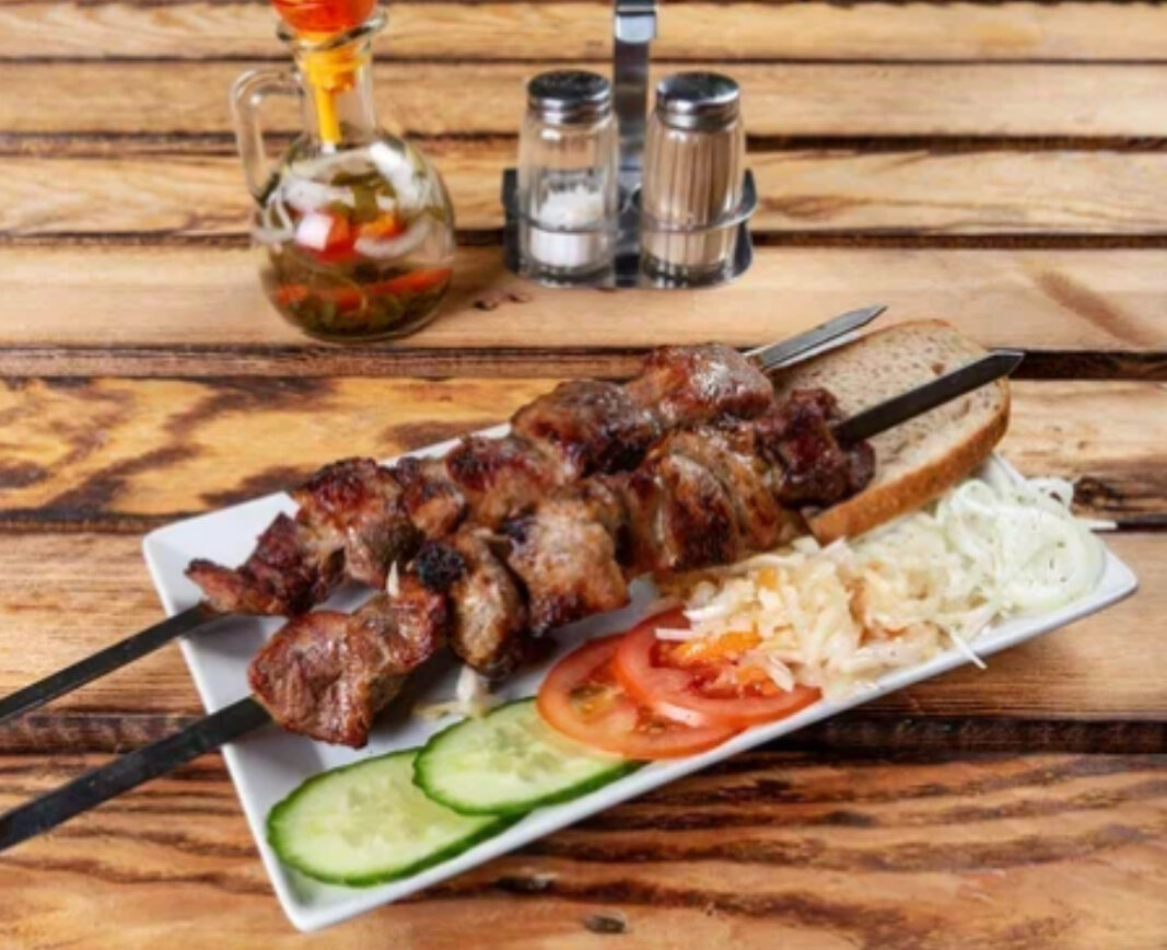 Schaschlik mit Schweinefleisch